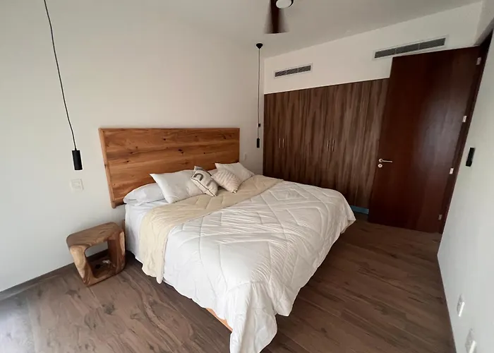 En The Leaf, Playacar Apartamento *